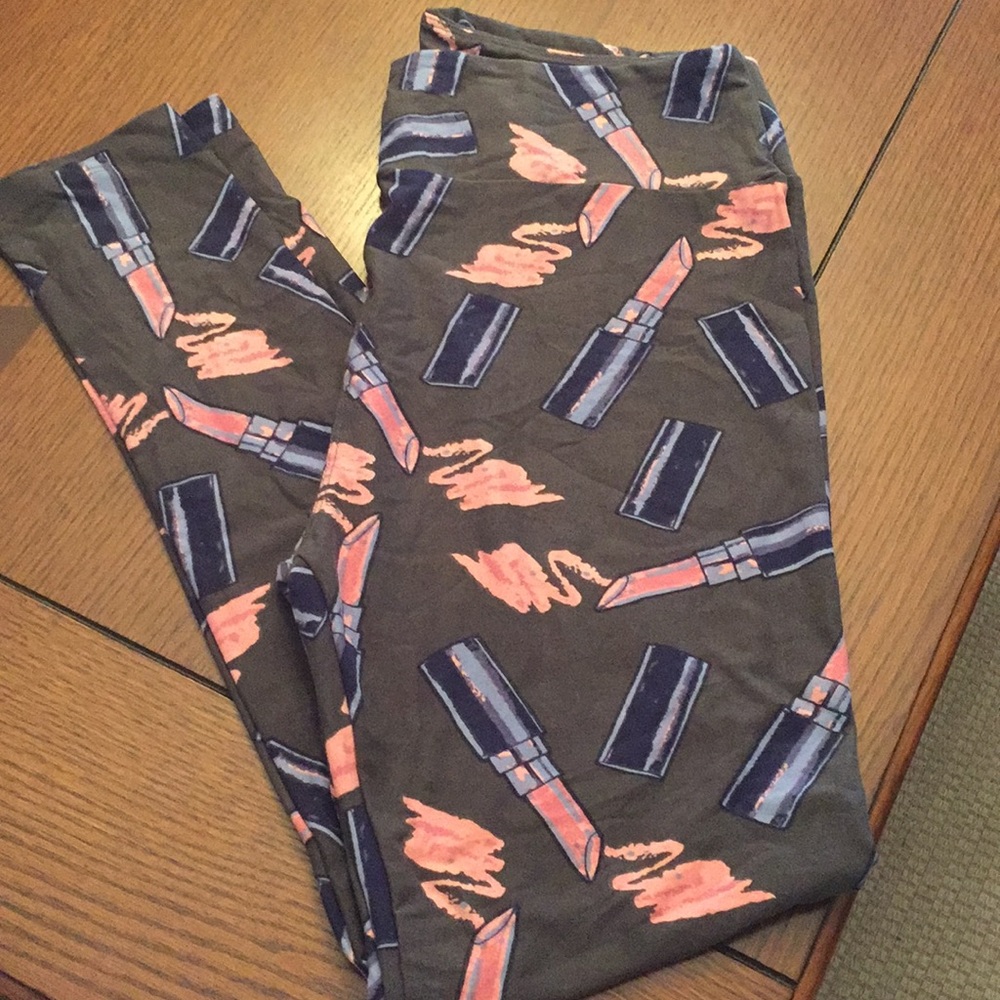 LuLa Roe leggings; T/C